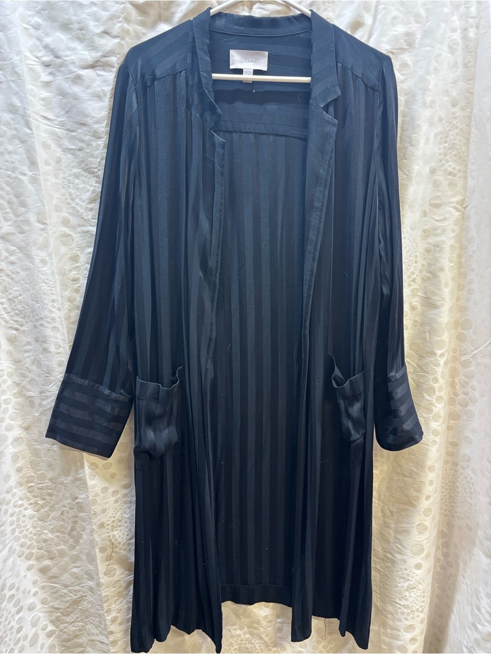 Chelsea28 -Long Black Open-Front Women's kimono - one size - strips